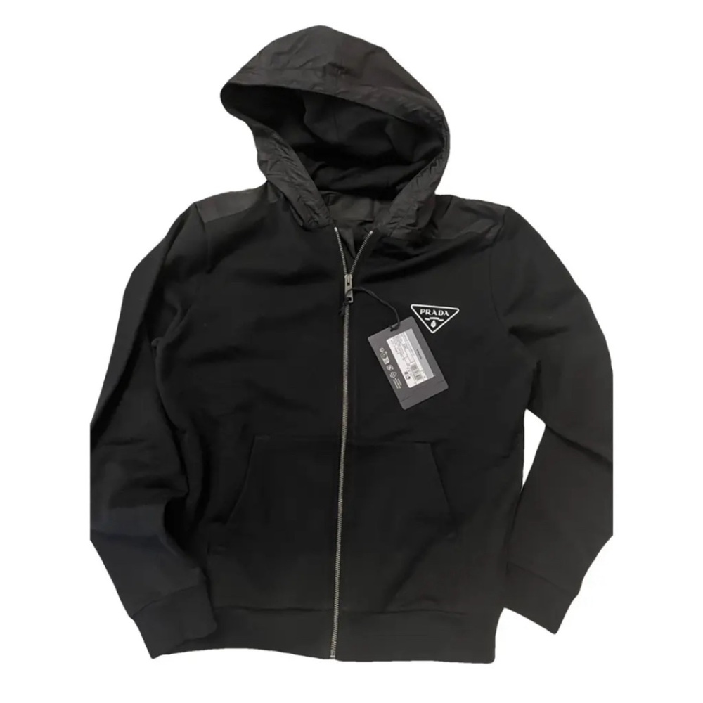 Prada sweatshirt. NWT. Black size L.